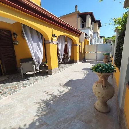 Manuela Holiday home *
